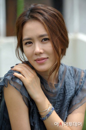 1. Son Ye Jin (손예진)